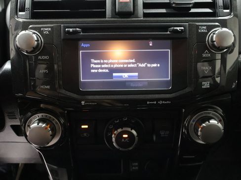 Used 2016 Toyota 4Runner Trail w/ Convenience Package AWD/4WD image 28