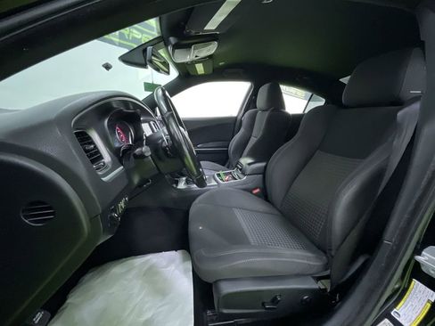 Used 2019 Dodge Charger GT image 17
