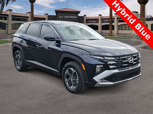 Used 2026 Hyundai Tucson Blue SE image 2