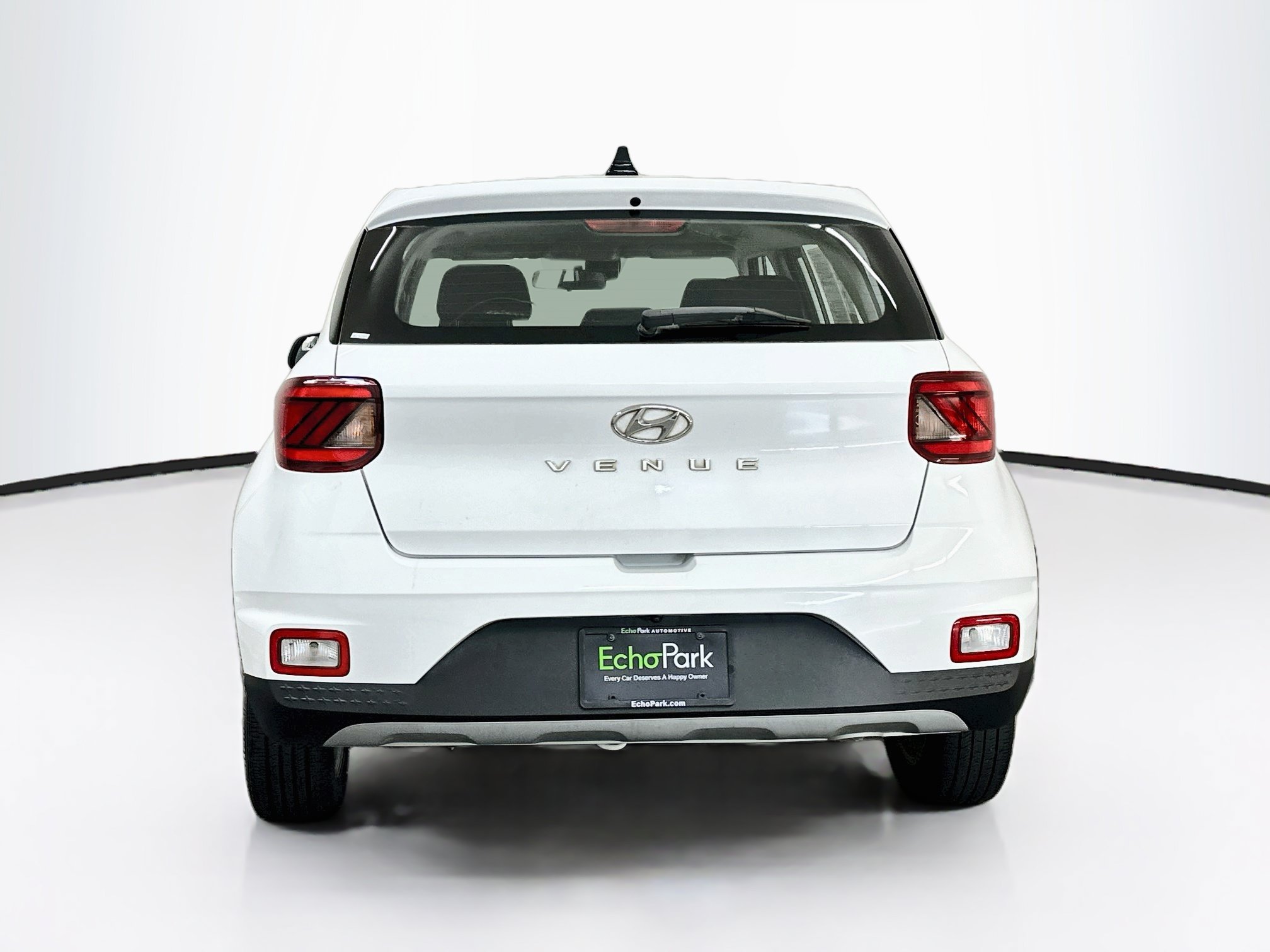 Used 2022 Hyundai Venue SE FWD image 7