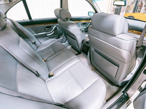 Used 1997 BMW 540i Sedan RWD image 21