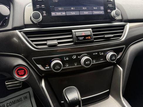 Used 2020 Honda Accord Sport image 28