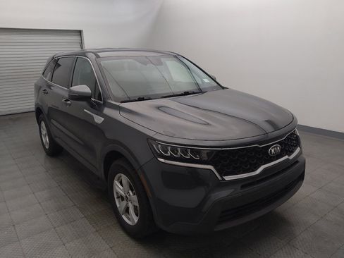 Used 2021 Kia Sorento LX AWD/4WD image 13