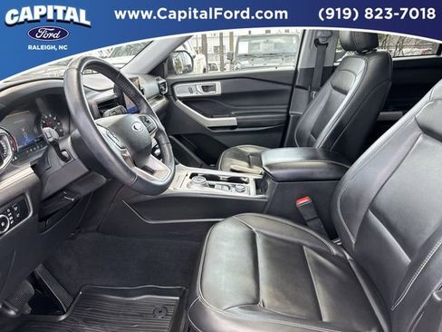 Used 2023 Ford Explorer XLT w/ Equipment Group 202A image 17