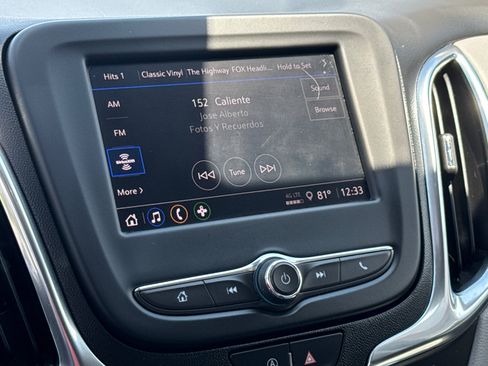 Used 2022 Chevrolet Equinox LT FWD image 11