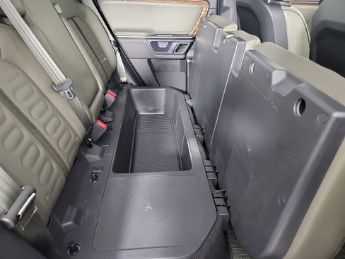 Used 2024 Rivian R1T Adventure Dual AWD/4WD image 24