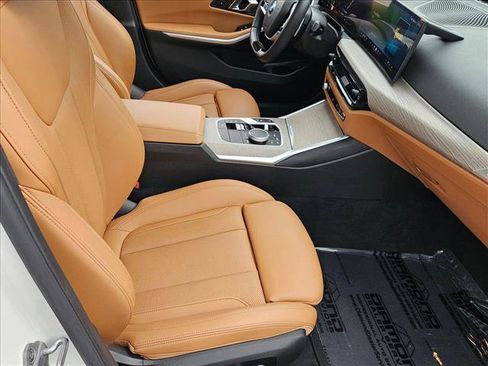 Used 2025 BMW 330i Sedan RWD image 21