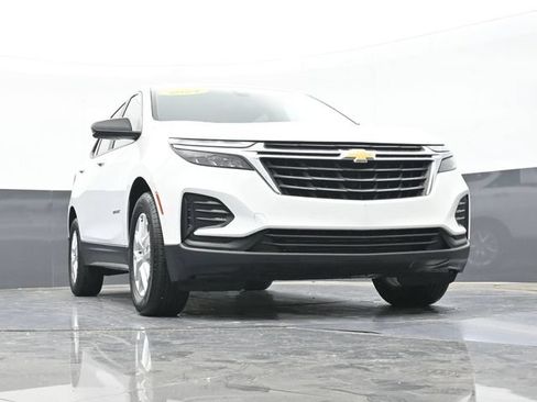 Used 2024 Chevrolet Equinox LS w/ LS Convenience Package FWD image 53