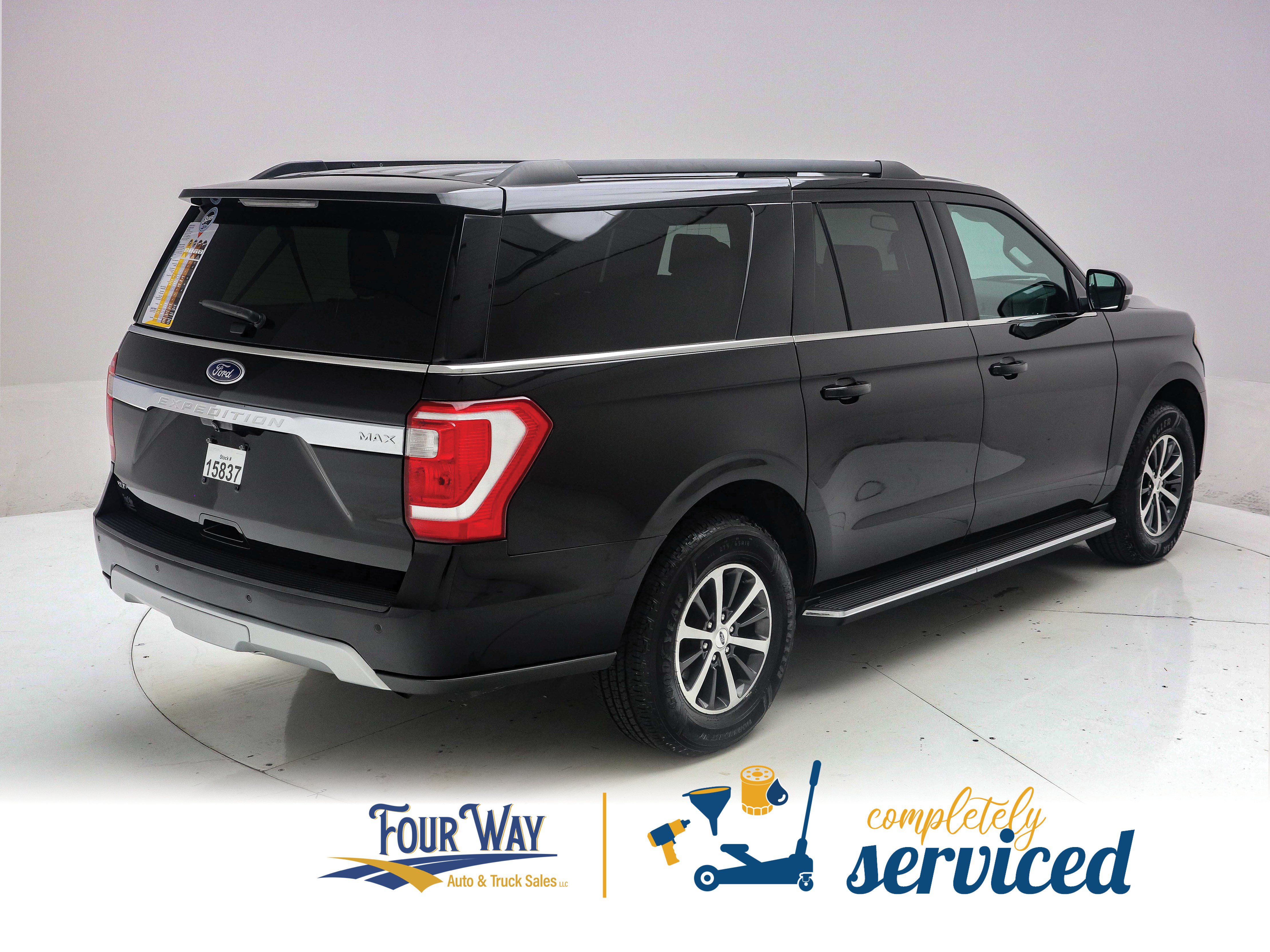 Used 2020 Ford Expedition Max XLT w/ Equipment Group 202A AWD/4WD image 4