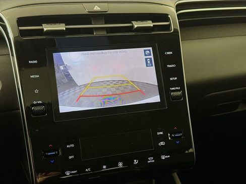 Certified 2023 Hyundai Tucson SEL w/ Convenience Package image 23