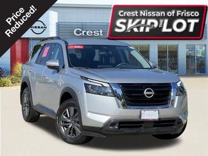 Certified 2024 Nissan Pathfinder SV