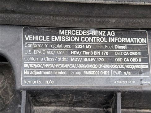 Used 2024 Mercedes-Benz Sprinter 2500 w/ Acoustic Package image 21