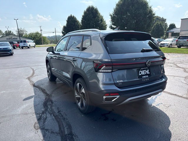 New 2026 Volkswagen Taos SE AWD/4WD image 5