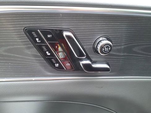 New 2025 Cadillac Lyriq Luxury image 26