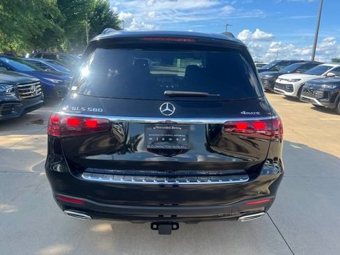 New 2026 Mercedes-Benz GLS 580 4MATIC image 5