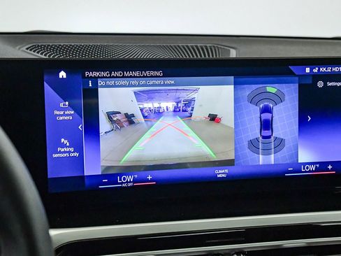 Certified 2023 BMW 330i Sedan w/ Premium Package RWD image 21