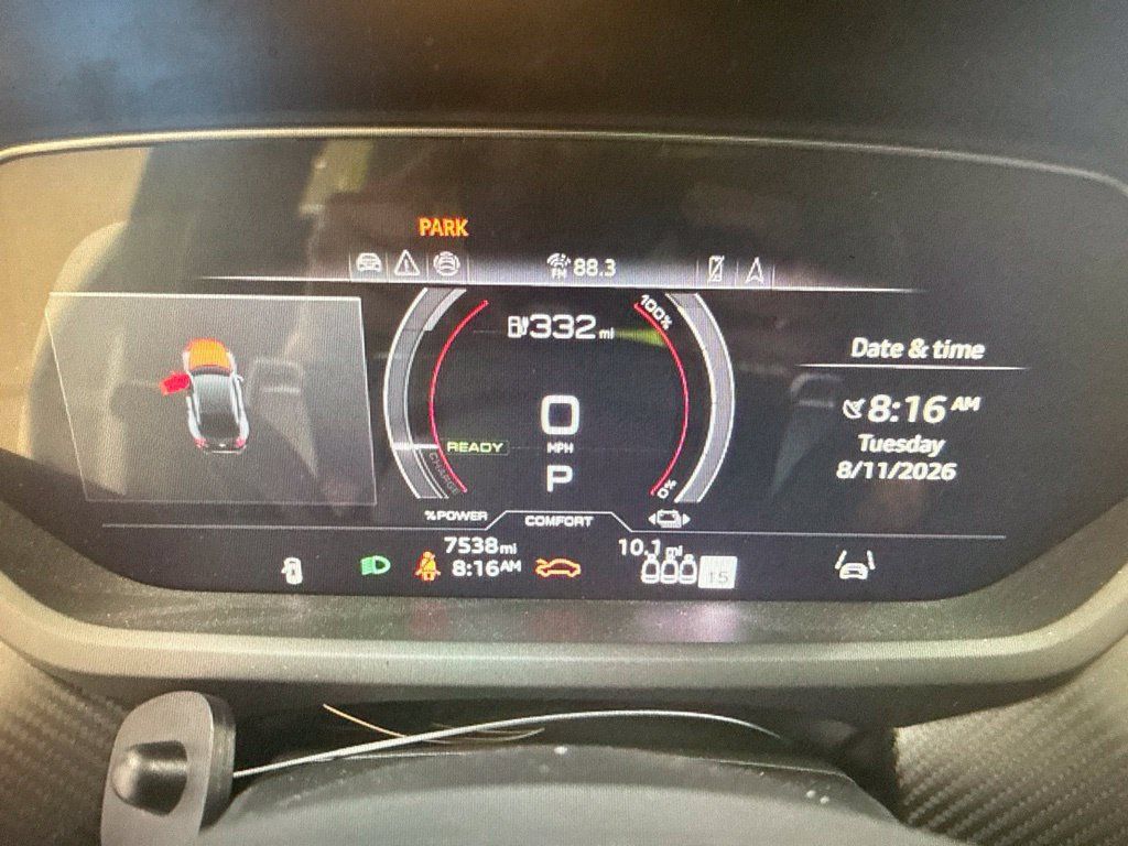 Used 2024 Audi e-tron GT Prestige AWD/4WD image 5