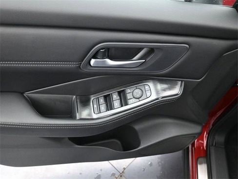 New 2026 Nissan Rogue SV image 32