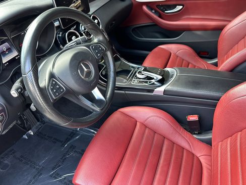Used 2017 Mercedes-Benz C 300 Coupe image 4