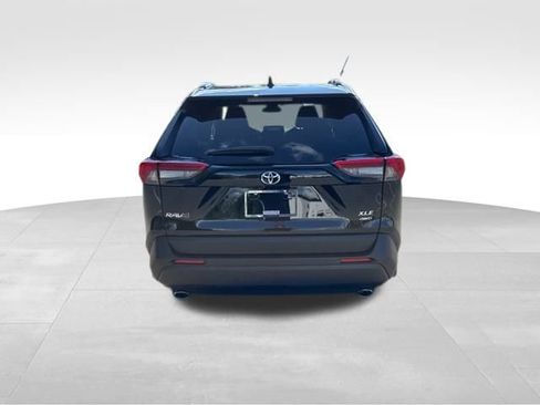 New 2025 Toyota RAV4 XLE image 4