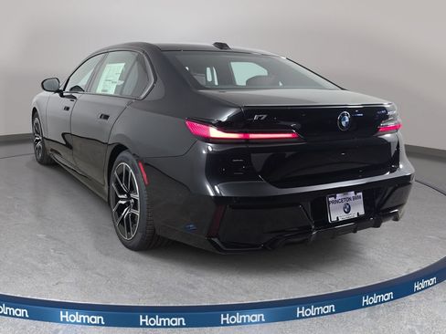 New 2026 BMW i7 xDrive60 w/ Executive Package AWD/4WD image 7