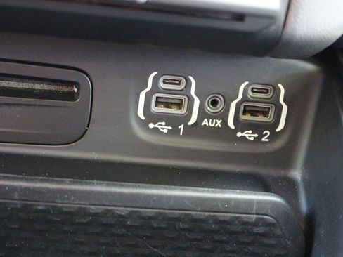 Used 2019 RAM 1500 Big Horn AWD/4WD image 31