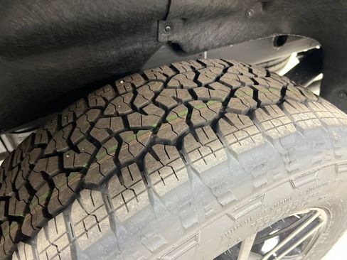 New 2026 GMC Sierra 1500 Elevation image 26