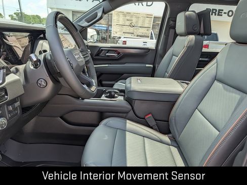 New 2026 GMC Yukon XL AT4 w/ AT4 Premium Plus Package AWD/4WD image 25