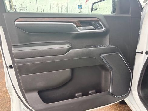 Used 2024 GMC Sierra 1500 SLT RWD image 19