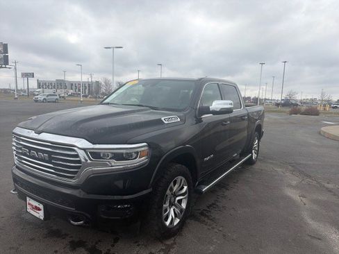 Used 2023 RAM 1500 Limited w/ Bed Utility Group image 17