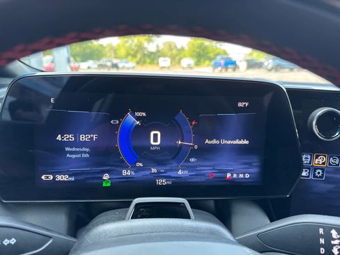 Certified 2024 Chevrolet Equinox EV RS image 11