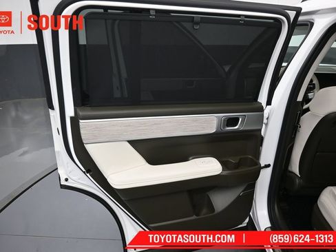 Used 2025 Hyundai Santa Fe Calligraphy AWD/4WD image 32