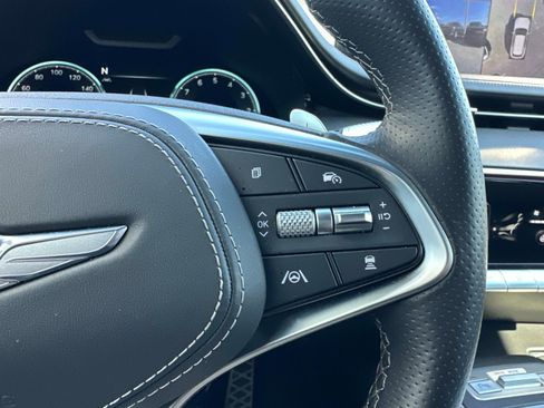 Used 2024 Genesis GV70 2.5T w/ Sport Prestige Package image 32