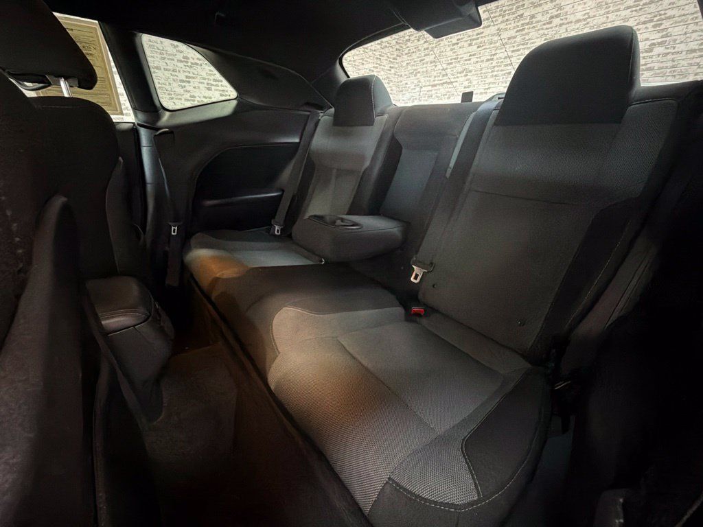 Used 2016 Dodge Challenger SXT w/ Super Sport Group (SS/T) RWD image 13