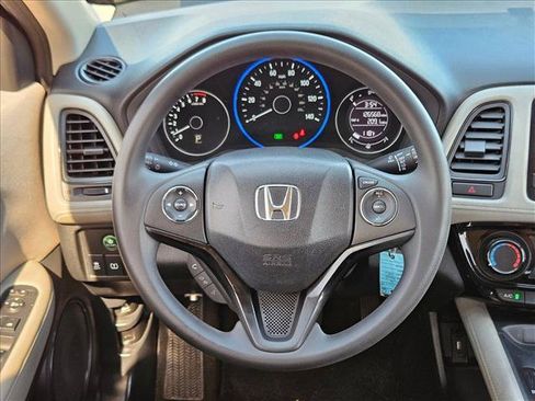 Used 2016 Honda HR-V LX image 14