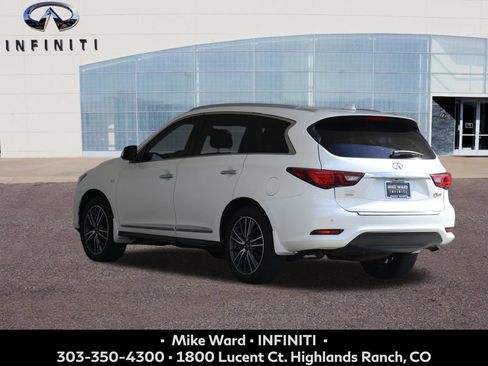 Used 2019 INFINITI QX60 Luxe w/ Essential Package AWD/4WD image 3