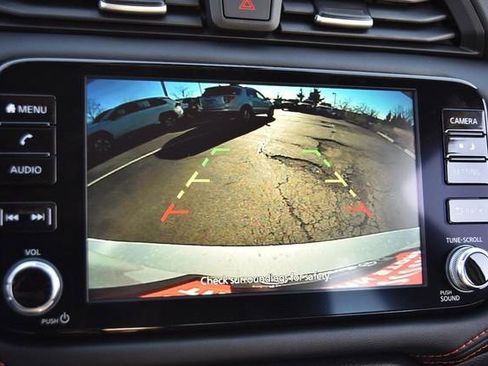 New 2025 Nissan Versa SR w/ Trunk Package image 12