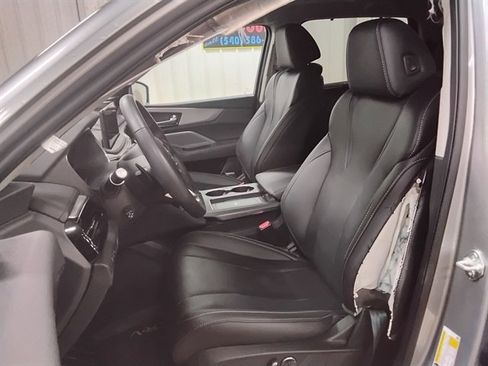 Used 2025 Acura MDX SH-AWD w/ Technology Package image 10