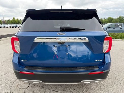 Used 2023 Ford Explorer XLT w/ Equipment Group 202A AWD/4WD image 6