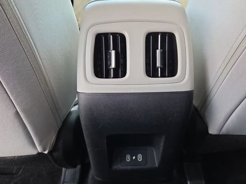 Used 2025 Hyundai Tucson SEL FWD image 16