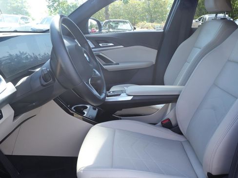Used 2025 BMW X2 xDrive28i w/ Premium Package AWD/4WD image 10