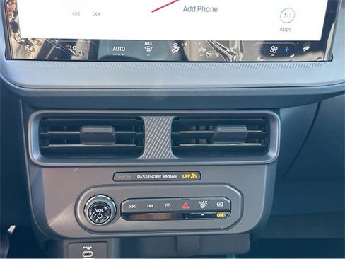 New 2025 Ford Maverick XL image 25