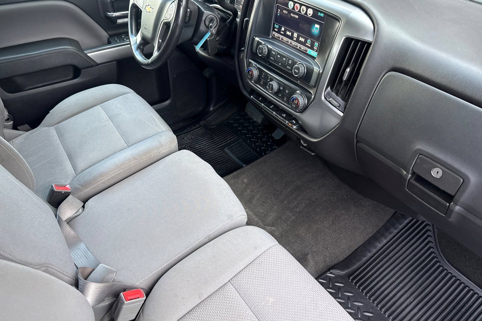 Used 2016 Chevrolet Silverado 1500 LT w/ All Star Edition AWD/4WD image 17