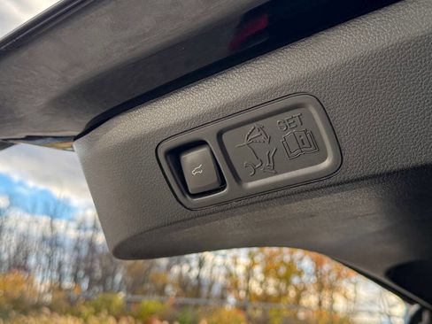 Used 2019 Ford Expedition Limited w/ Equipment Group 303A image 18