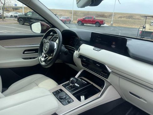 Used 2024 MAZDA CX-90 3.3 Turbo w/ Premium Plus Pkg image 9