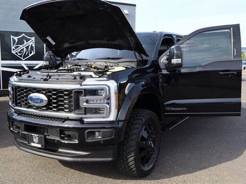 Used 2026 Ford F450 Platinum w/ FX4 Off-Road Package AWD/4WD image 30