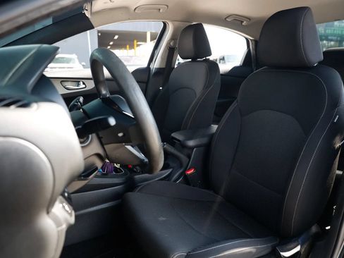 Used 2019 Kia Forte Sedan FWD image 14