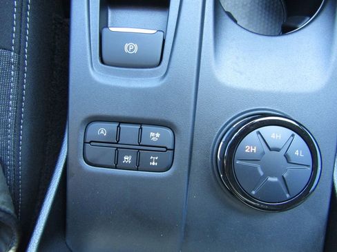 New 2025 Ford Ranger XLT w/ Equipment Group 301A High image 34