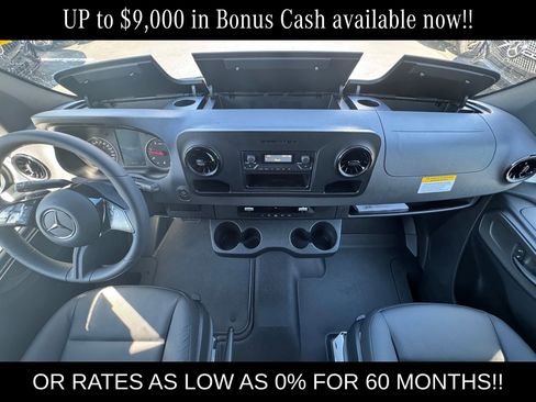 New 2025 Mercedes-Benz Sprinter 3500 image 18