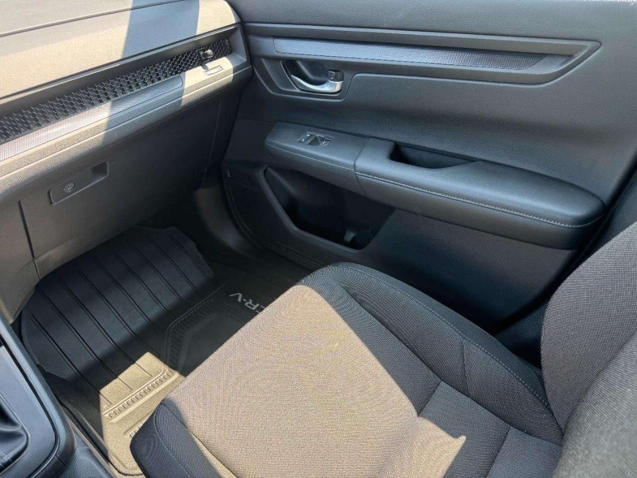 Certified 2025 Honda CR-V EX image 17